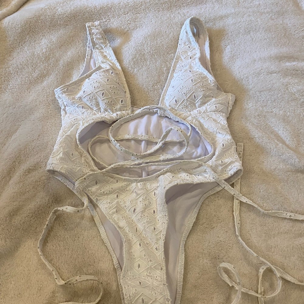swimsuit